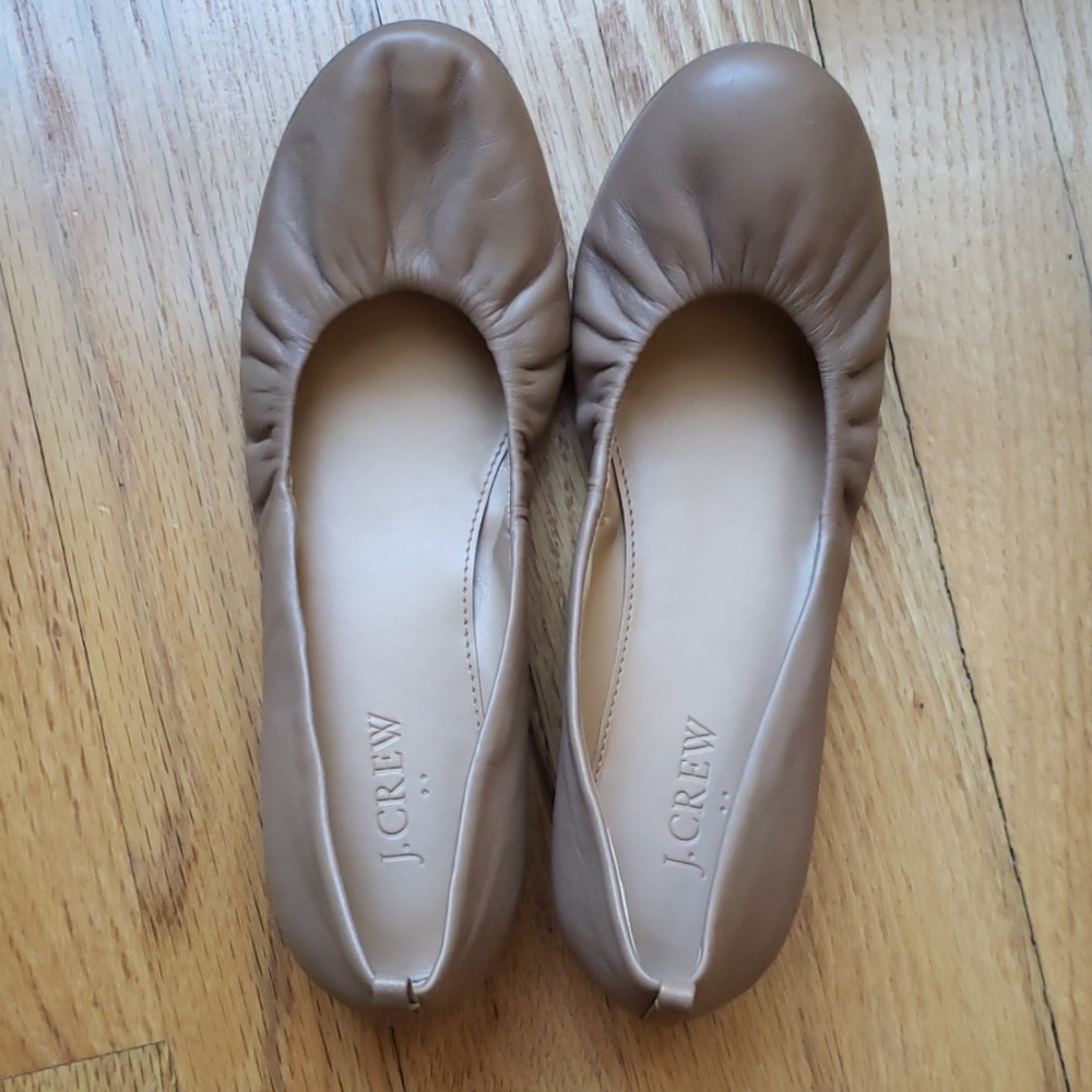 J. Crew stretchy real leather tan flats size 7.5